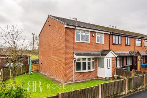 3 bedroom terraced house to rent, Blainscough Road, Coppull, Chorley