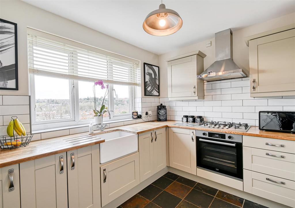 15 St James Drive-03.jpg