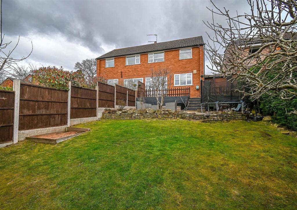 15 St James Drive-11.jpg
