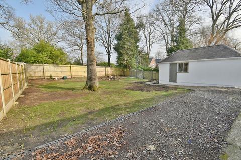 3 bedroom detached bungalow for sale, Oak Close, West Parley, Ferndown, BH22