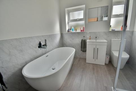 3 bedroom detached bungalow for sale, Oak Close, West Parley, Ferndown, BH22
