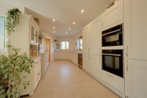 4 bedroom detached house for sale, Stroudley Drive, Burgess Hill, RH15