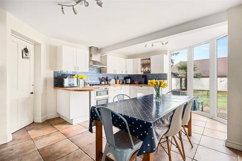 4 bedroom detached house for sale, Howard Road, Berkshire RG40