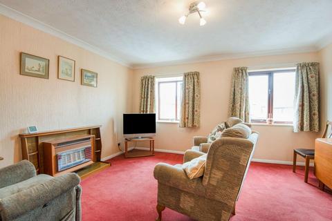 2 bedroom apartment for sale, Westerdale Court, York