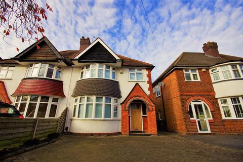 3 bedroom semi-detached house to rent, Lulworth Road, Birmingham B28