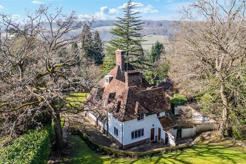 5 bedroom detached house for sale, Walpole Avenue, Chipstead