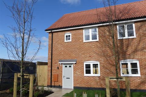 2 bedroom house to rent, Joseph Hooker Gardens, Halesworth IP19