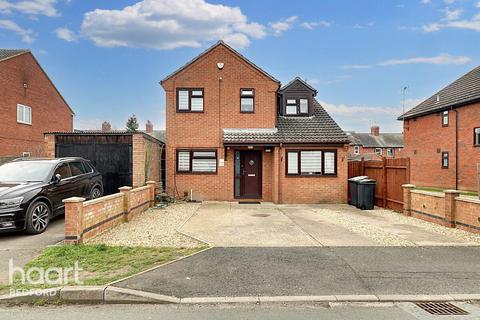 5 bedroom detached house for sale, Chichele Street, Higham Ferrars