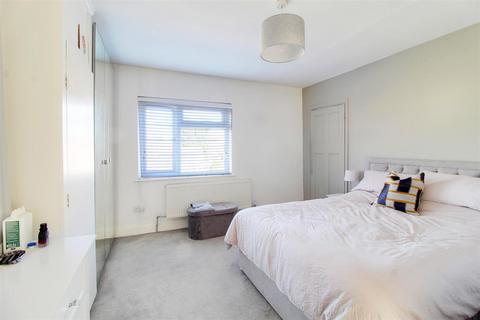 79 Dellsome Lane, Welham Green, Hatfield, AL9 7NE