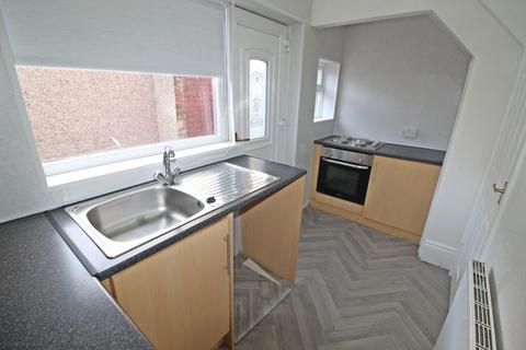 2 bedroom end of terrace house for sale, Horton Street, Blyth, NE24