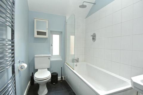 2 bedroom maisonette for sale, Woodthorpe Road, Ashford TW15