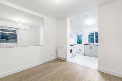 1 bedroom flat to rent, Finsbury Park Road, Finsbury Park