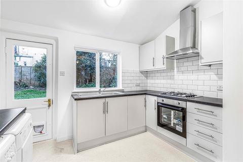 1 bedroom flat to rent, Finsbury Park Road, Finsbury Park