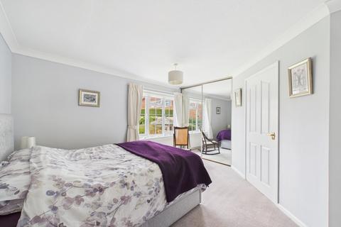 131 Cotefield Drive, Leighton Buzzard, LU7 3DN