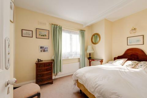 60 Black Lion Lane, London, W6 9BE