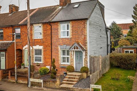 3 bedroom end of terrace house for sale, Paddock Road, Buntingford