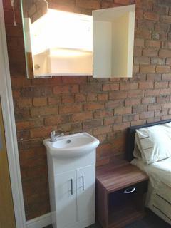 10 bedroom terraced house to rent, Westbury Street, Derby DE22