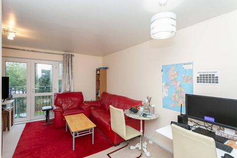 54 Farthing Close, Watford, WD18 0BT