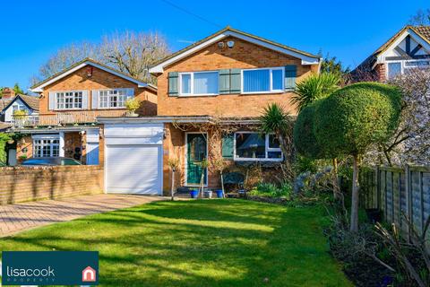 4 bedroom detached house for sale, Oakwood Road, St Albans AL2