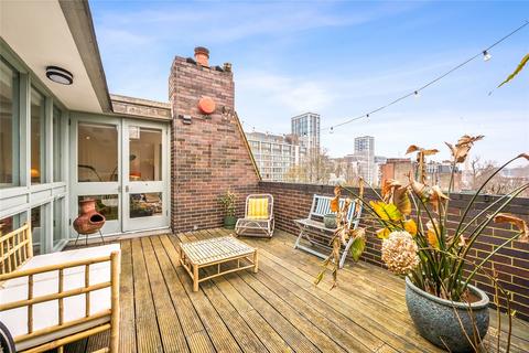 3 bedroom penthouse for sale, Kingsley House, Avonmore Place, London, W14