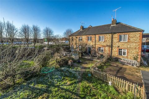 5 bedroom detached house for sale, Weydon Farm Lane, Farnham, GU9