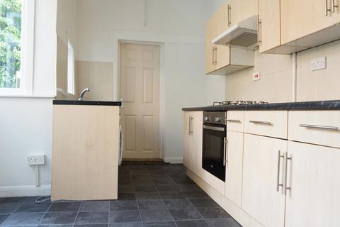 3 bedroom terraced house to rent, 31 Grafton Street, Hull, HU5 2NR