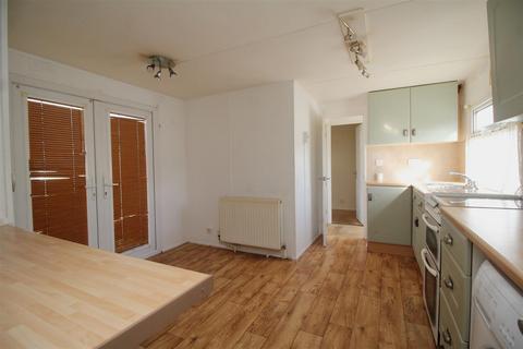 2 bedroom park home for sale, Keys Park, Parnwell, Peterborough