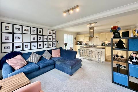 Flat 12, The Mill Coaters Lane, Wooburn Green, High Wycombe, HP10 0FN