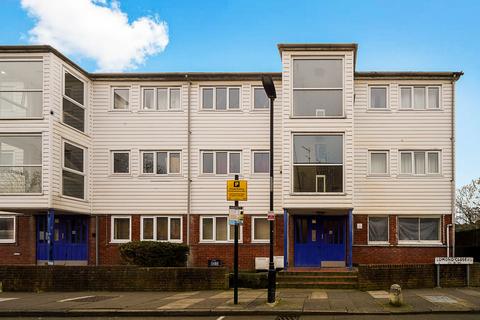 1 bedroom flat for sale, Lomond Close, London