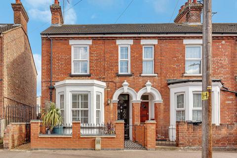 3 bedroom end of terrace house for sale, Grosvenor Street, Bedford MK42