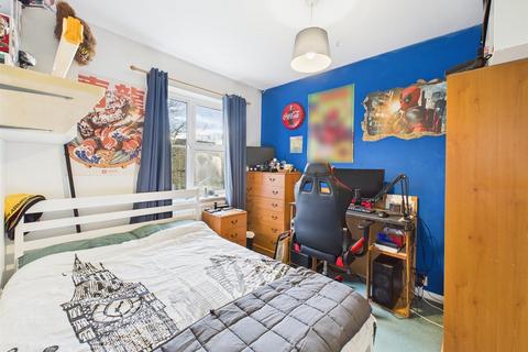 50 Isis Close, Aylesbury, HP21 9LY