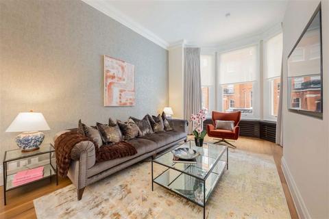 3 bedroom flat to rent, Egerton Gardens, London SW3