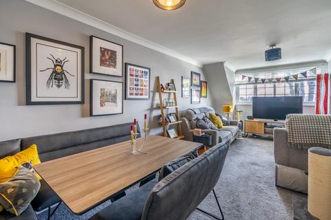 16 Arncliffe Mews, York, YO10 4EL