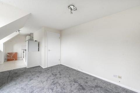 1 bedroom flat for sale, Albury Court, Deane Avenue, Ruislip, HA4