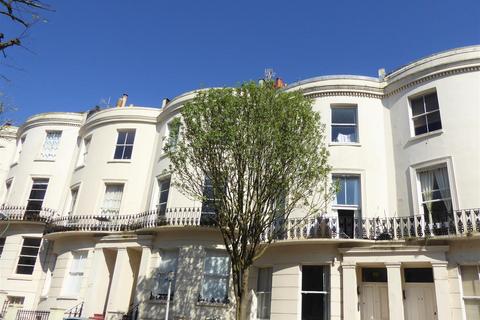 Studio to rent, Brunswick Road, Hove