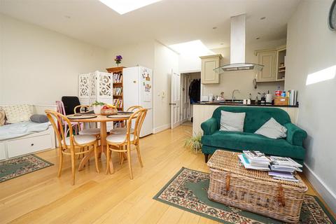 1 bedroom flat for sale, Wellington Square, Hastings