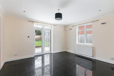 4 bedroom bungalow for sale, Rose Avenue, Morden SM4