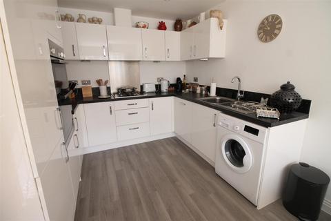 46 Cartmel Road, Daventry, NN11 2PP