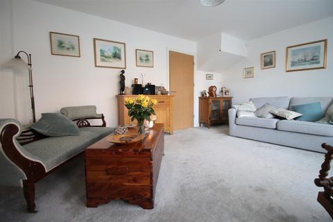 46 Cartmel Road, Daventry, NN11 2PP