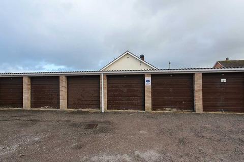 Garage to rent, Roe Close, Bridgwater TA6