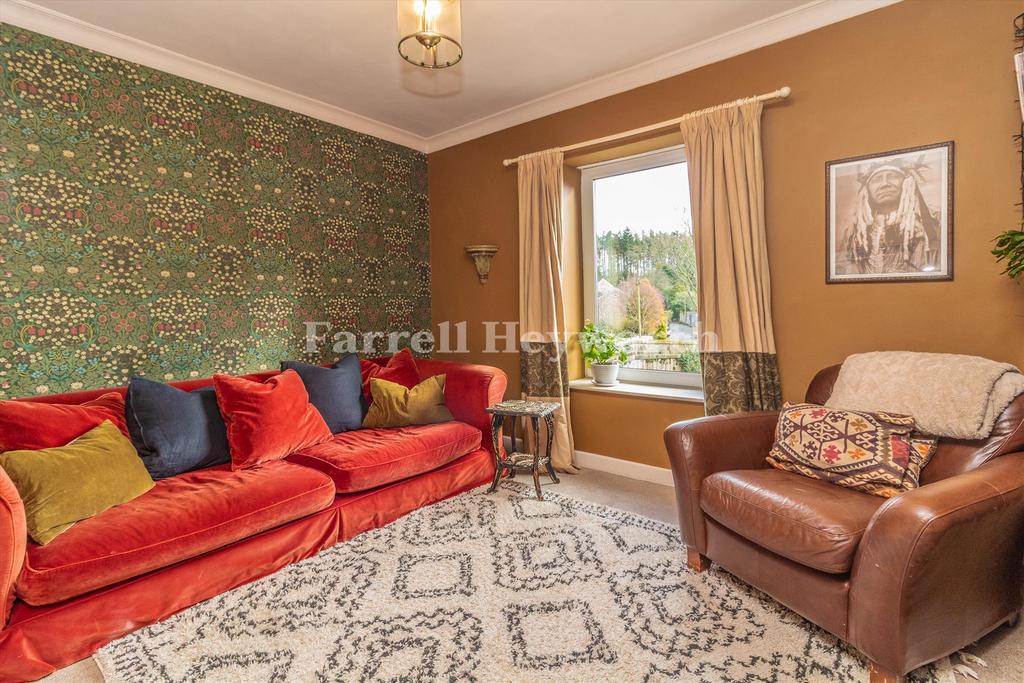 Lounge image 2
