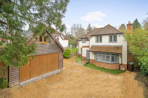 4 bedroom detached house for sale, Otterbourne Road, Shawford, Winchester, Hampshire, SO21