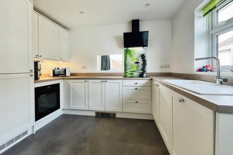 12 Alton Park, Beeford, Driffield, YO25 8BZ