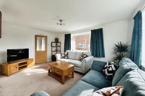 12 Alton Park, Beeford, Driffield, YO25 8BZ