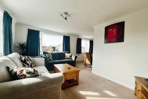 12 Alton Park, Beeford, Driffield, YO25 8BZ