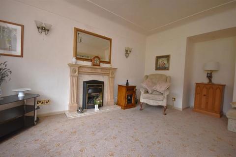 Langdale Palace Hey, Ness, Neston, CH64 4BH
