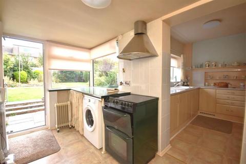 Langdale Palace Hey, Ness, Neston, CH64 4BH