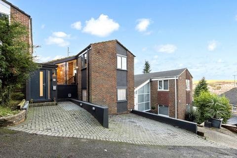 4 Delfryn, Portslade, Brighton, BN41 2RZ
