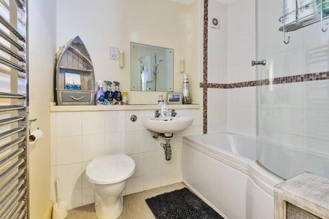 2 bedroom flat for sale, Central Headington,  Oxford,  OX3