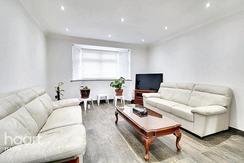 3 bedroom end of terrace house for sale, Berwick Avenue, Hayes